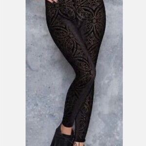 Leggings BlackMilk velvet floral